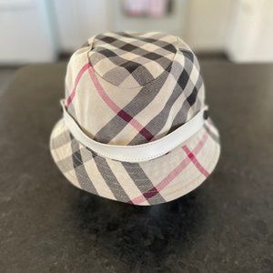 Burberry Ladies bucket hat